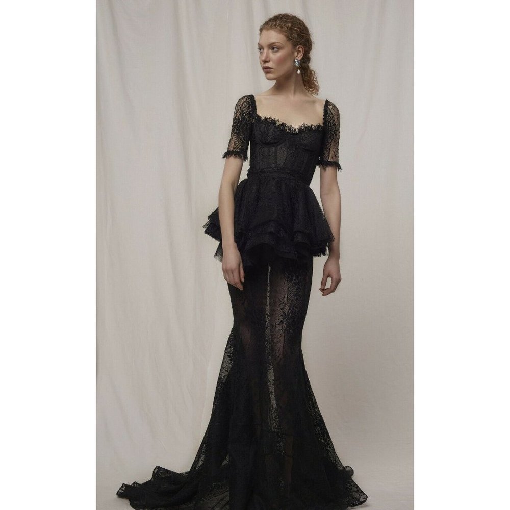 NWT $3100 BROCK COLLECTION DRAMATIC PETUNIA  BLACK LACE TRUMPET SKIRT US SIZE 2